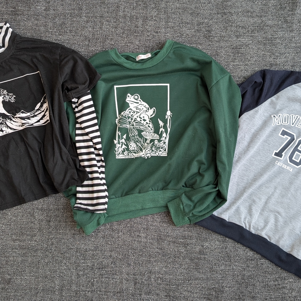 Graphic Sweatshirt trio